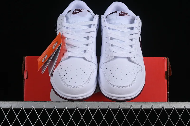 All categories Nk SB Dunk series Nk SB Dunk Low low-top sneakers Nk SB Dunk Low white and red color low-top casual sports skateboard shoes DV0831-102